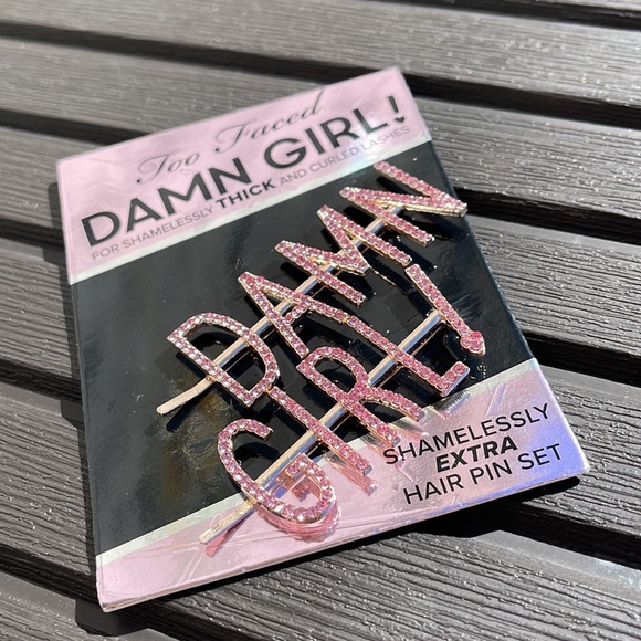 Too Faced Damn Girl! Rhinestone Hair Pins - Picture 7 of 15